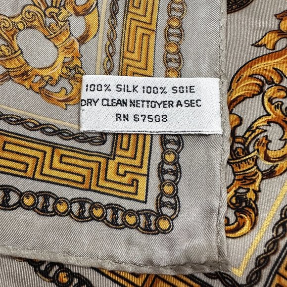 Vintage First Issue Gold Medallion silk oblong scarf - Picture 6 of 11